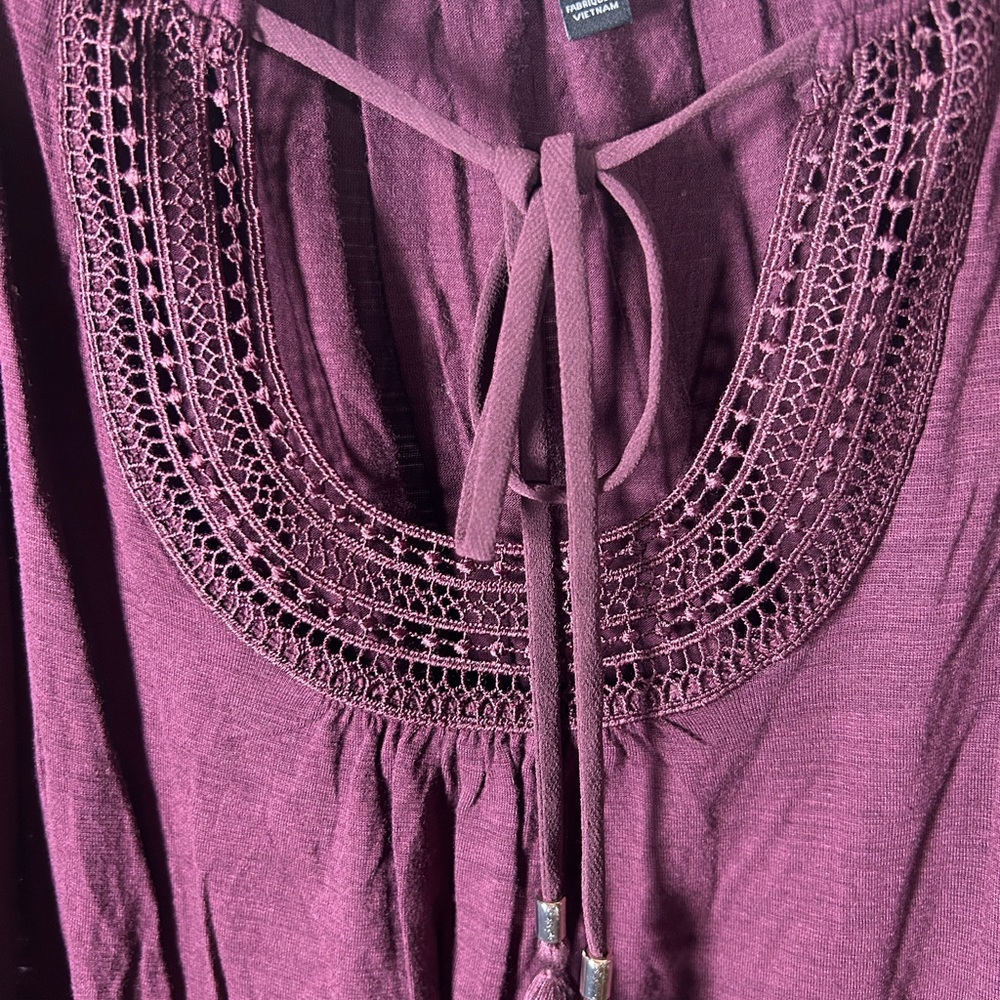 White House Black Market Plum Boho Tie-Neck Cold-Shoulder Tunic - Picture 3 of 6